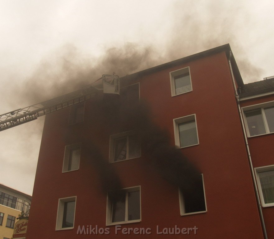 Feuer 2 Koeln Humbold Gremberg Wattstr P148.JPG